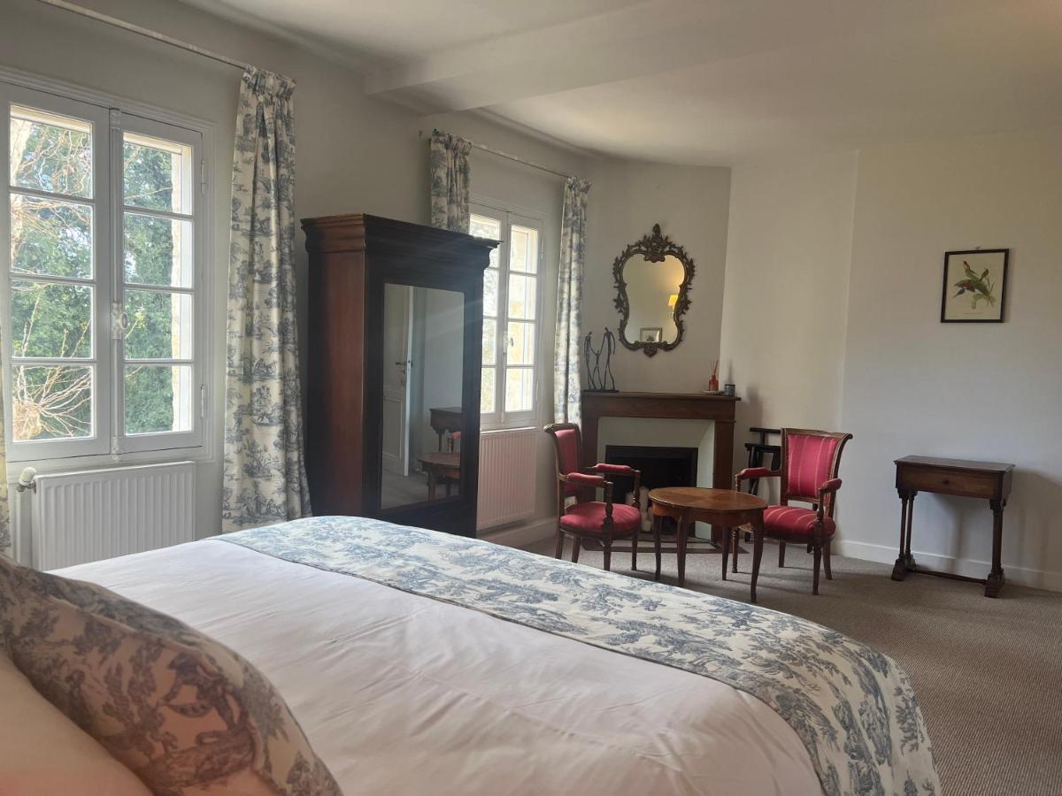 Bed and Breakfast Manoir Du Bois Mignon Le Fleix Exteriér fotografie